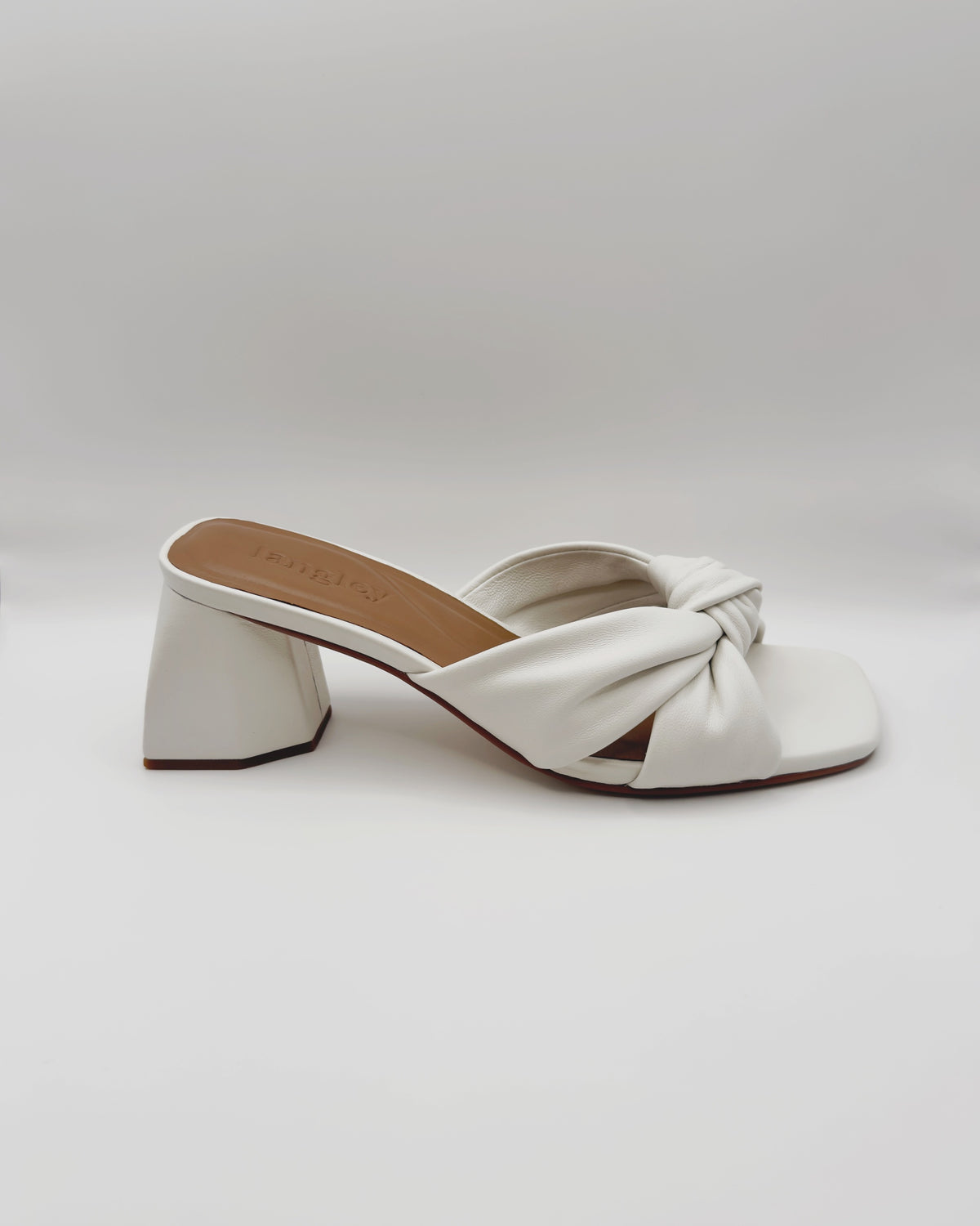 Megan - 62 Knotted Mule